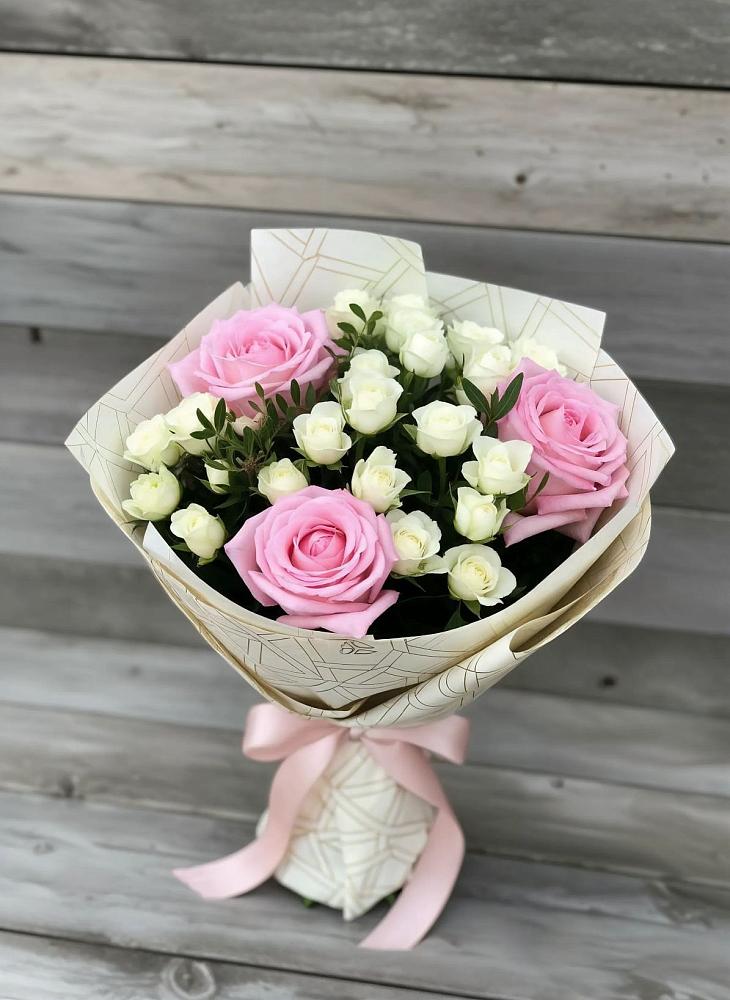 Букет цветов из: Розы в Калтане