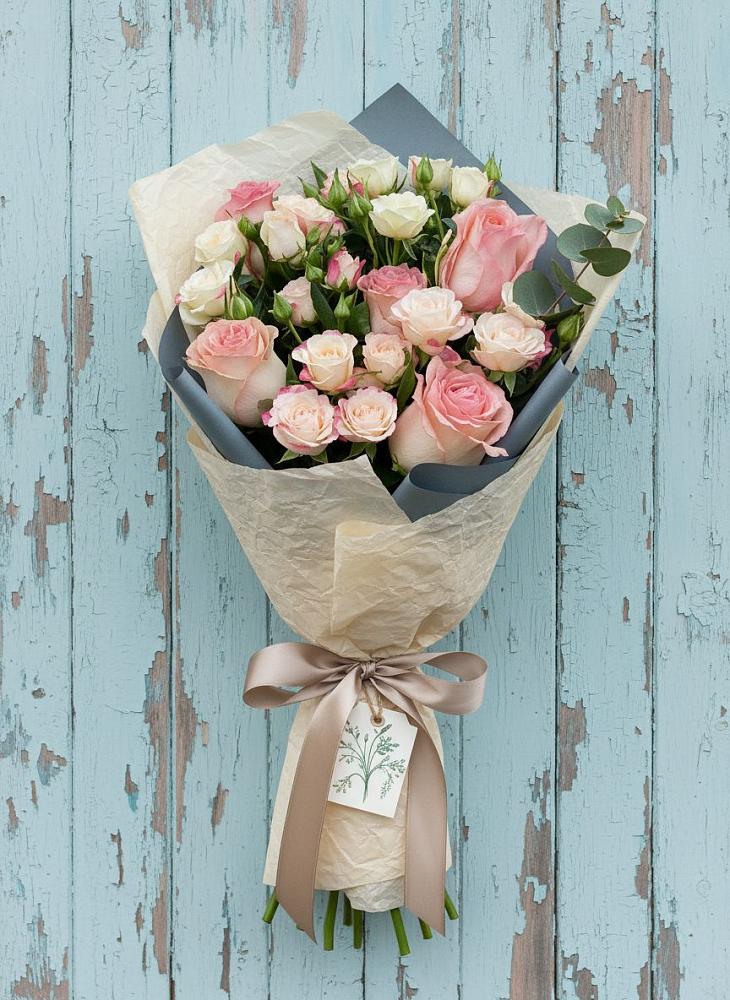 Букет цветов из: Розы в Калтане