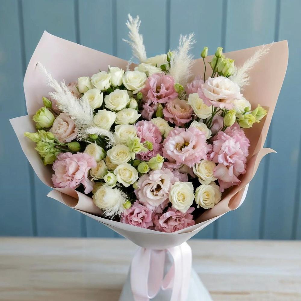 Букет цветов из: Альстромерии и Розы в Калтане