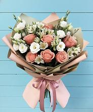 Букет цветов из:  Розы, Альстромерии и Лизиантусы #REPLACE_PRED# Калтане