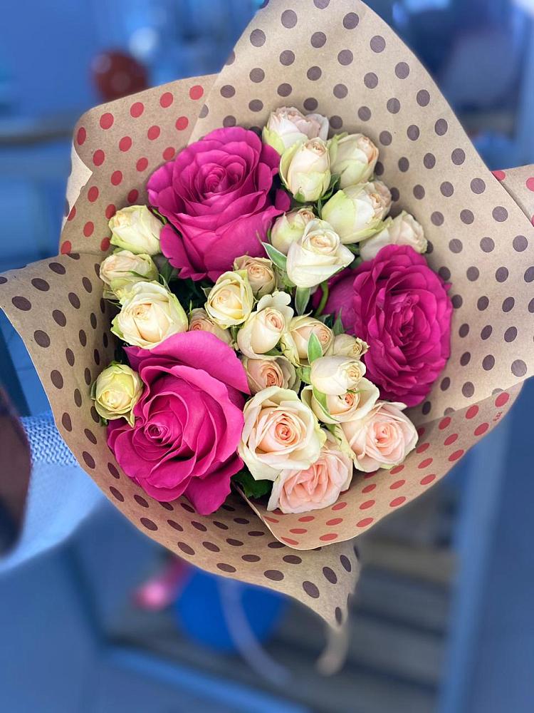 Букет цветов из: Розы в Калтане