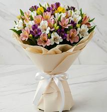 Букет цветов из:  Альстромерии в Калтане