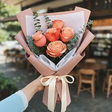 Букет цветов из:  Розы в Калтане