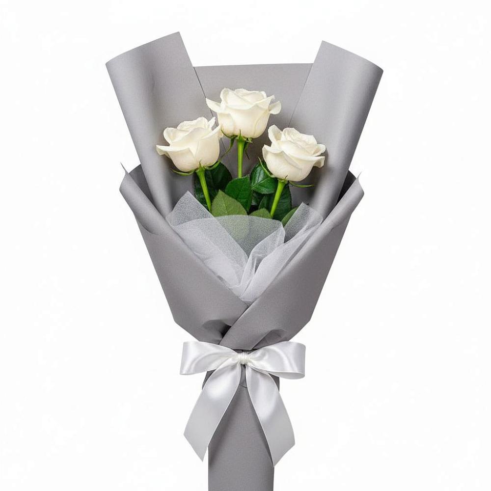 Букет 3 белые розы в Калтане