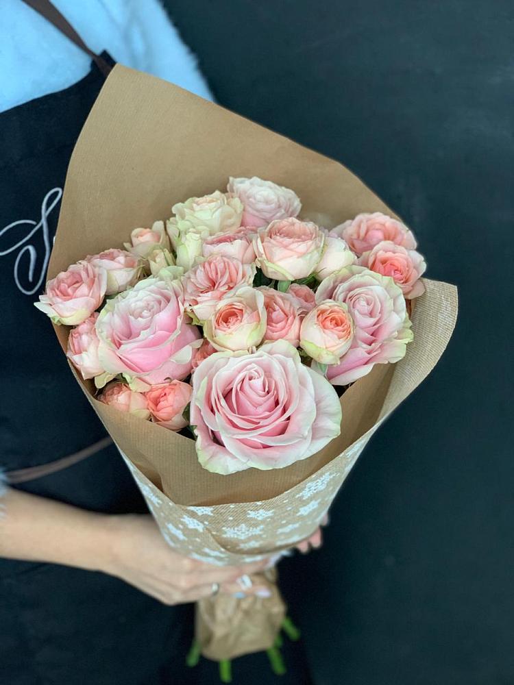 Букет цветов из: Хризантемы и Розы в Калтане