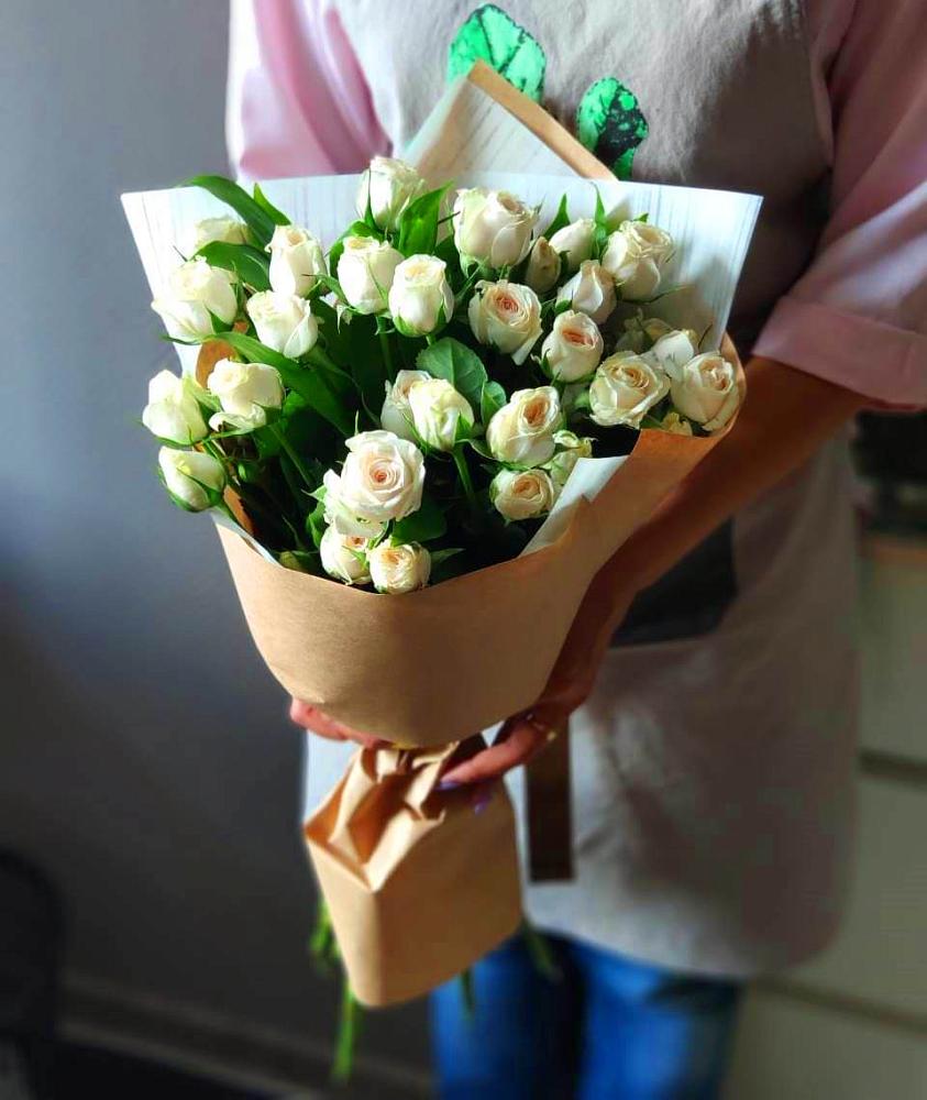 Букет цветов из: Розы в Калтане