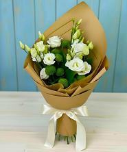 Букет цветов из:  Хризантемы и Лизиантусы в Калтане