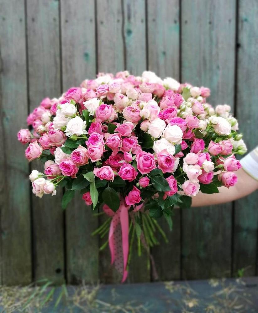 Букет Розовые кустовые розы Натали и Лав Лидия в Калтане