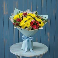 Букет цветов из:  Альстромерии и Хризантемы в Калтане