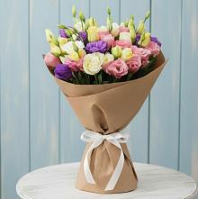 Букет цветов из:  Лизиантусы в Калтане