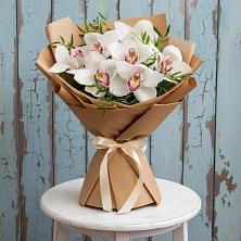 Букет цветов из:  Орхидеи и Розы в Калтане
